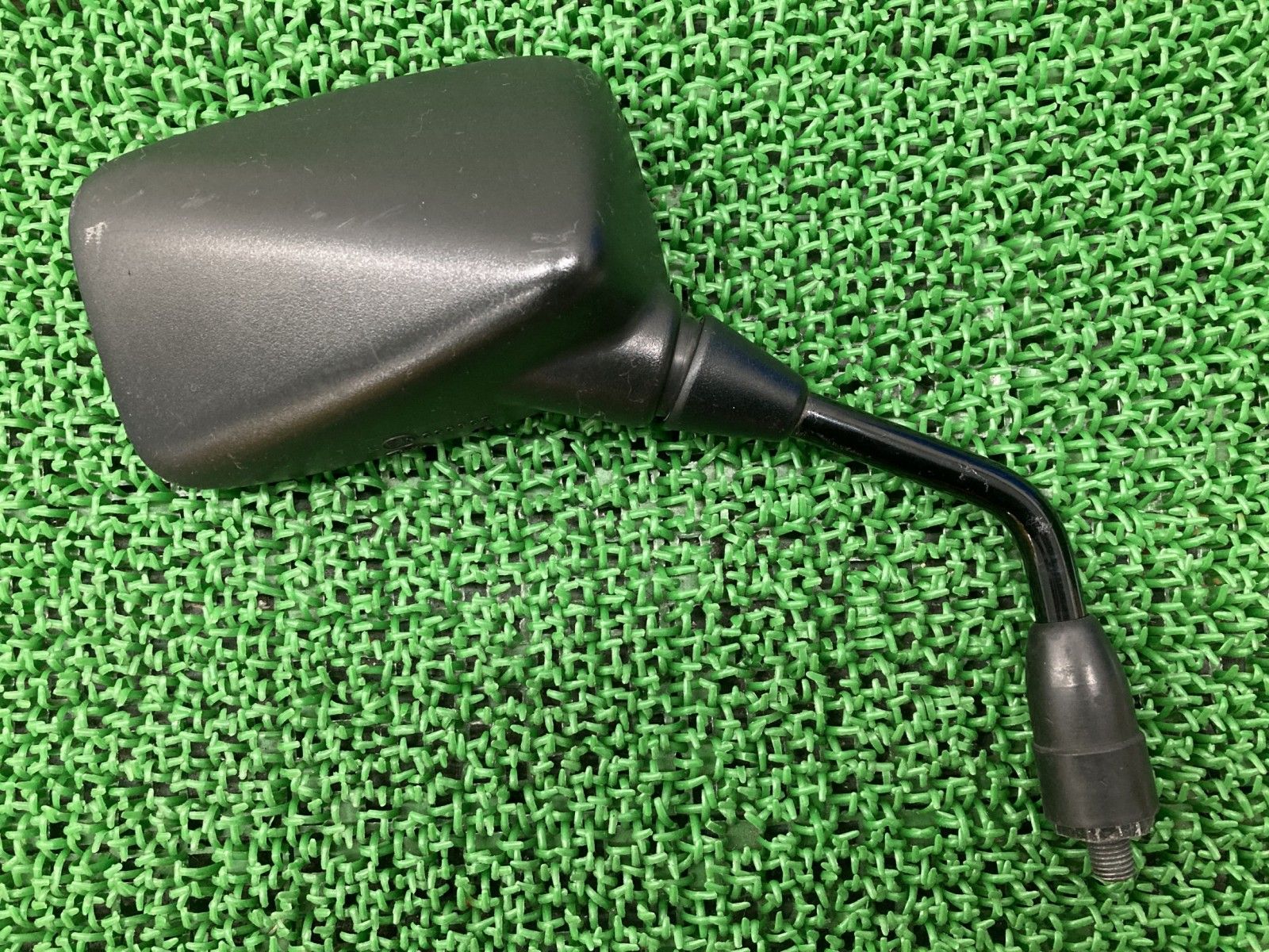 【新品タグ付き】NOSTALGIA 2点おまとめ ZEQUE2025 NEW MODEL/ NEW COLOR Part1 | Zeque (ゼクー)