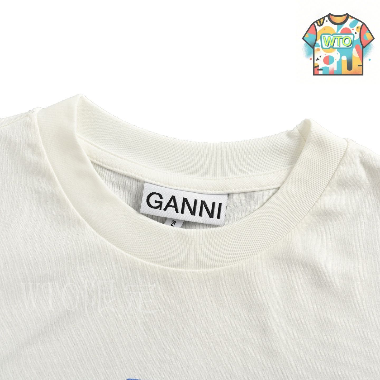 今日特価】GANNI 2025 春夏 虹色スマイルプリント半袖 T シャツ