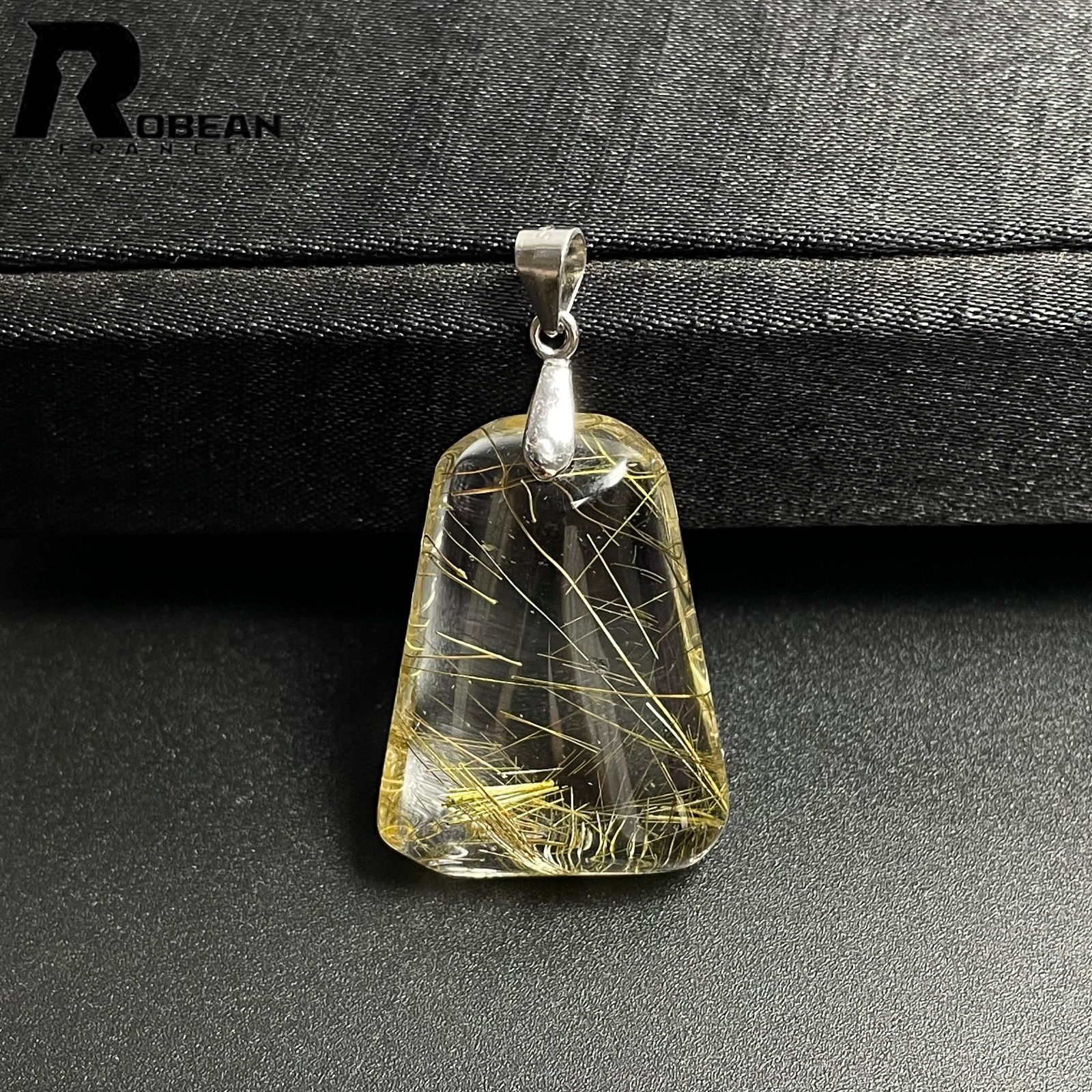 在庫切れ 逸品 EU製 定価6万円ROBEAN・タイチンルチルペンダント黄金針水晶 ゴールド アクセサリー 九星開運天然石 貴重 幸運 贈り物 ギフト プレゼント 28.4*21.2*8.5mm M902670
