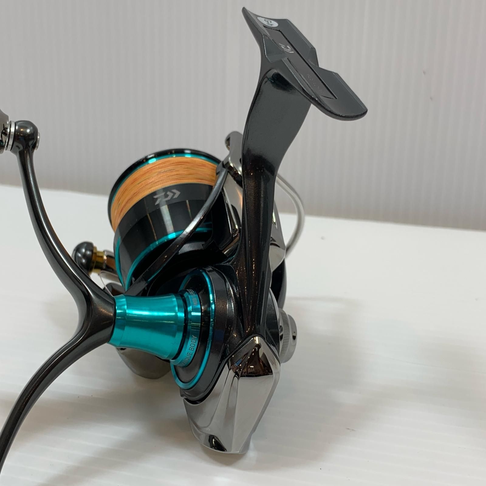 Daiwa Emeraldas 2005-H-DH スピニングリール Daiwa Emeraldas 2005-H-DH スピニングリール
