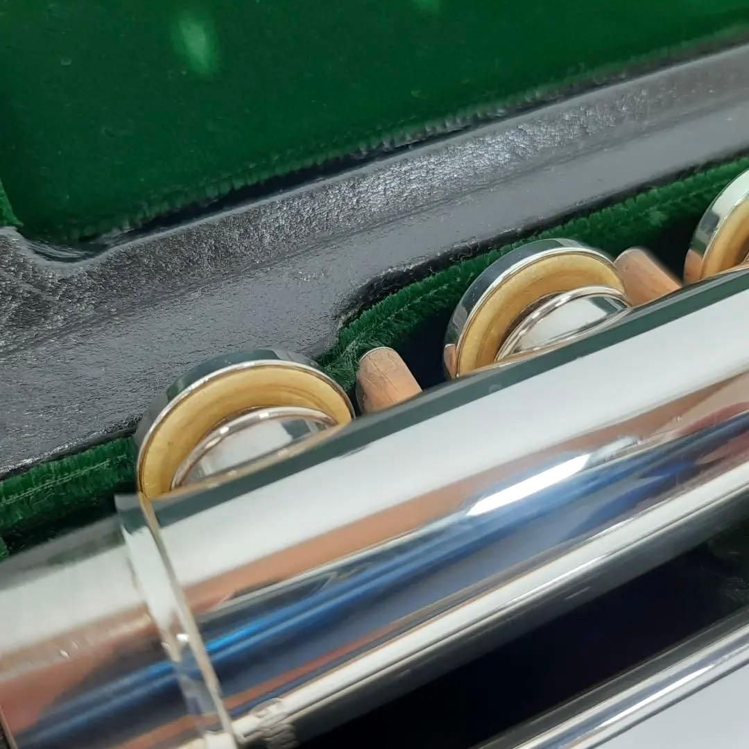 アルタス ALTUS フルート Eメカ A907E ハードケース付き ALTUS