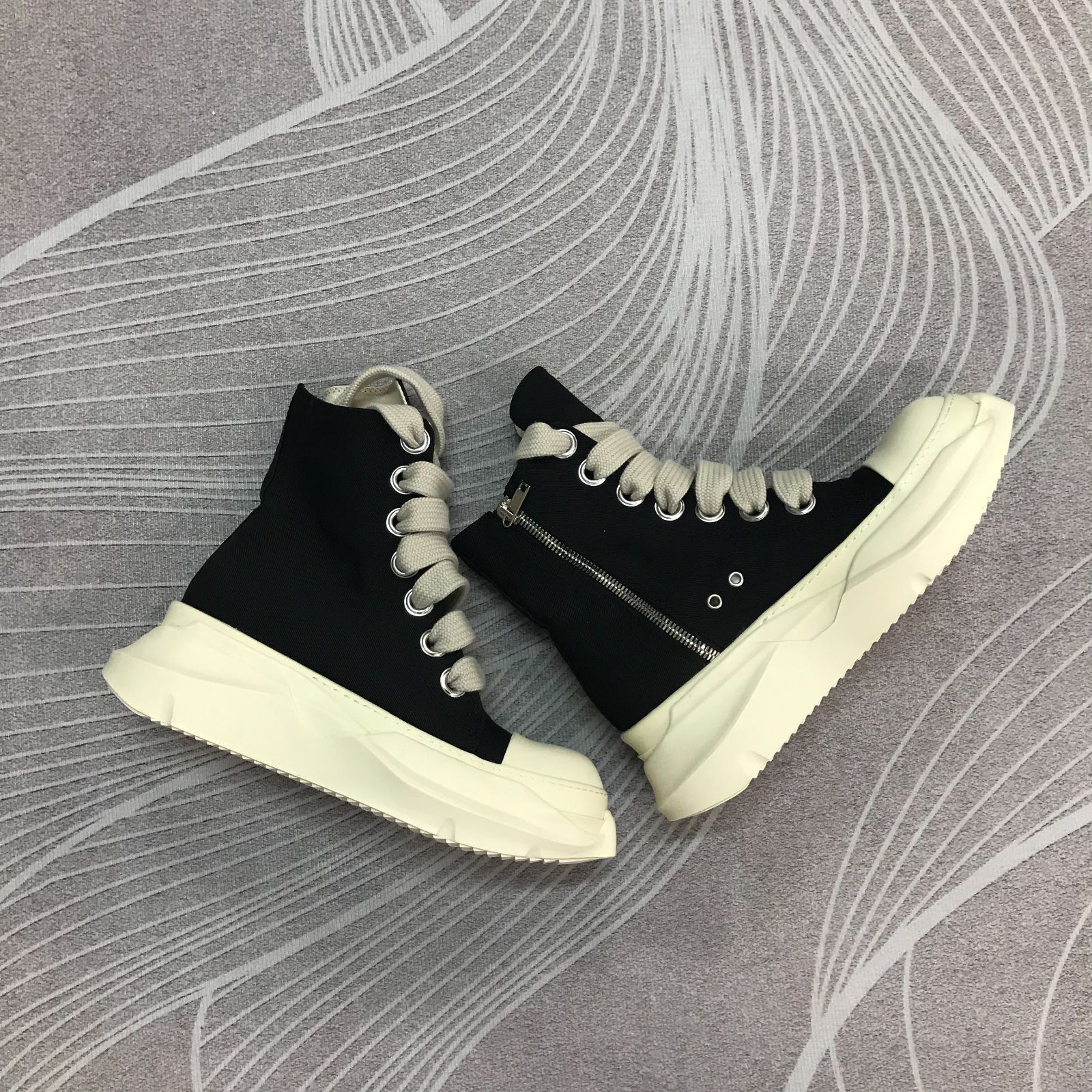 RICK OWENS DRKSHW ABSTRACT High Topスニーカー RICK OWENS DRKSHW ABSTRACT High Topスニーカー