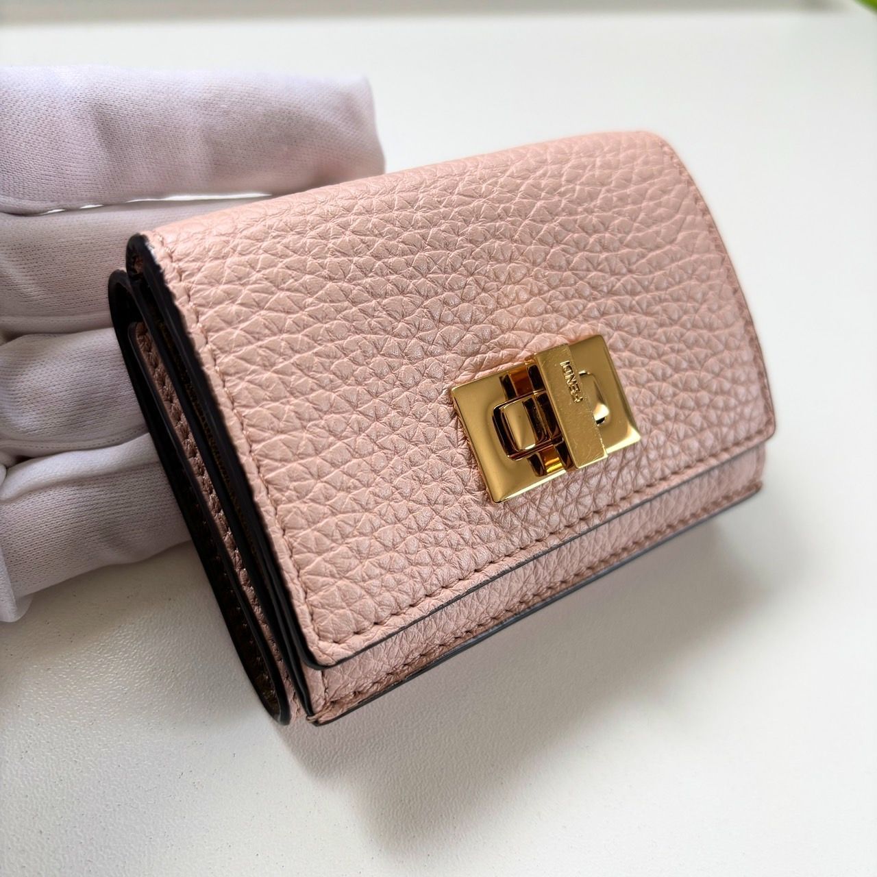 お値下げ対応完了(21,500→20,000) フェンディ FENDI セレリア 3つ折り 