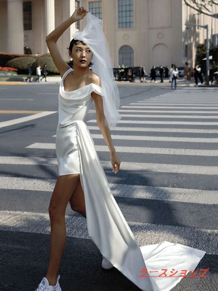ホワイト