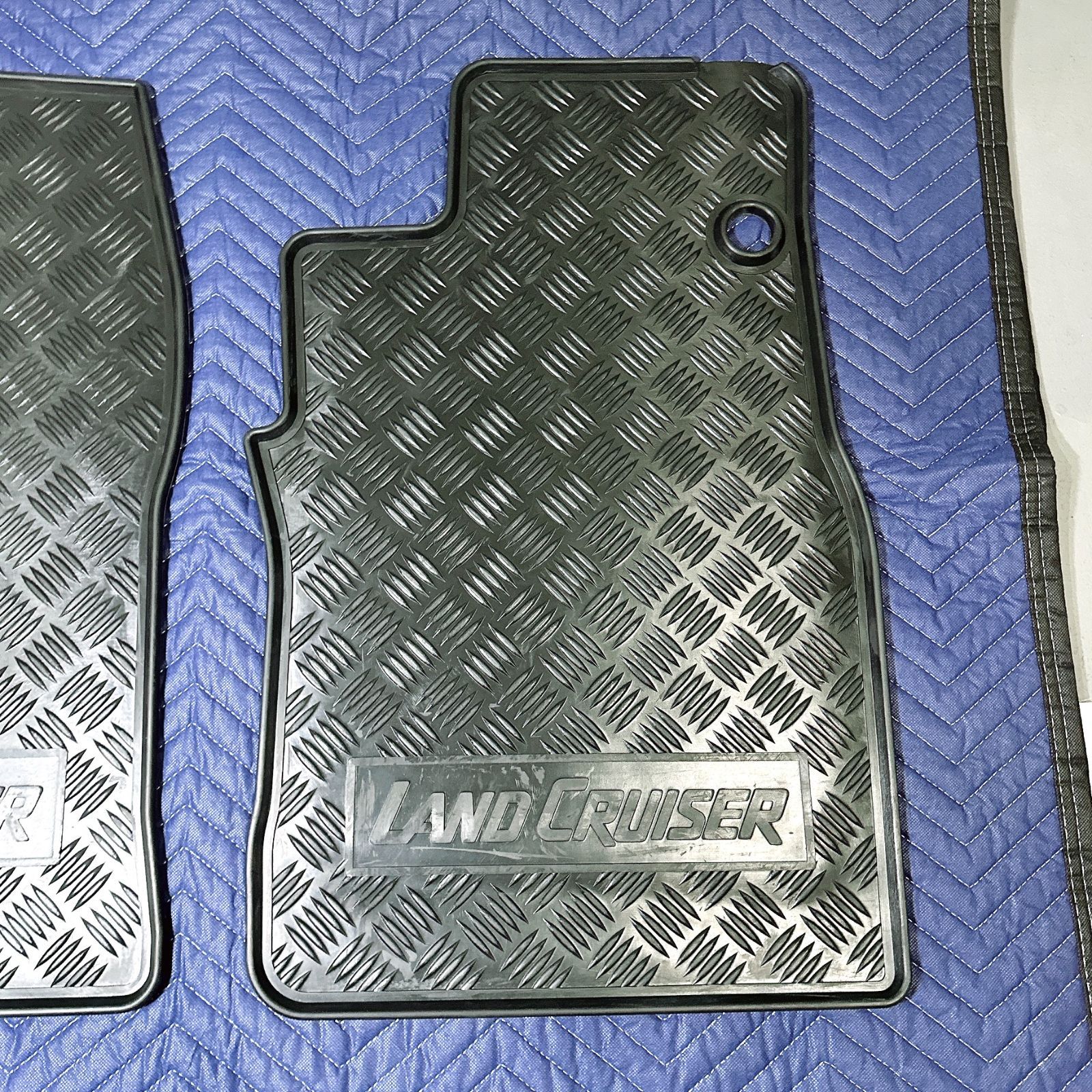 ランクル70 再販　ランクル　grj76 純正　ゴムマット　hzj70にも！ 楽天市場】【豪州トヨタ純正】 ランクル70 ランドクルーザー 70