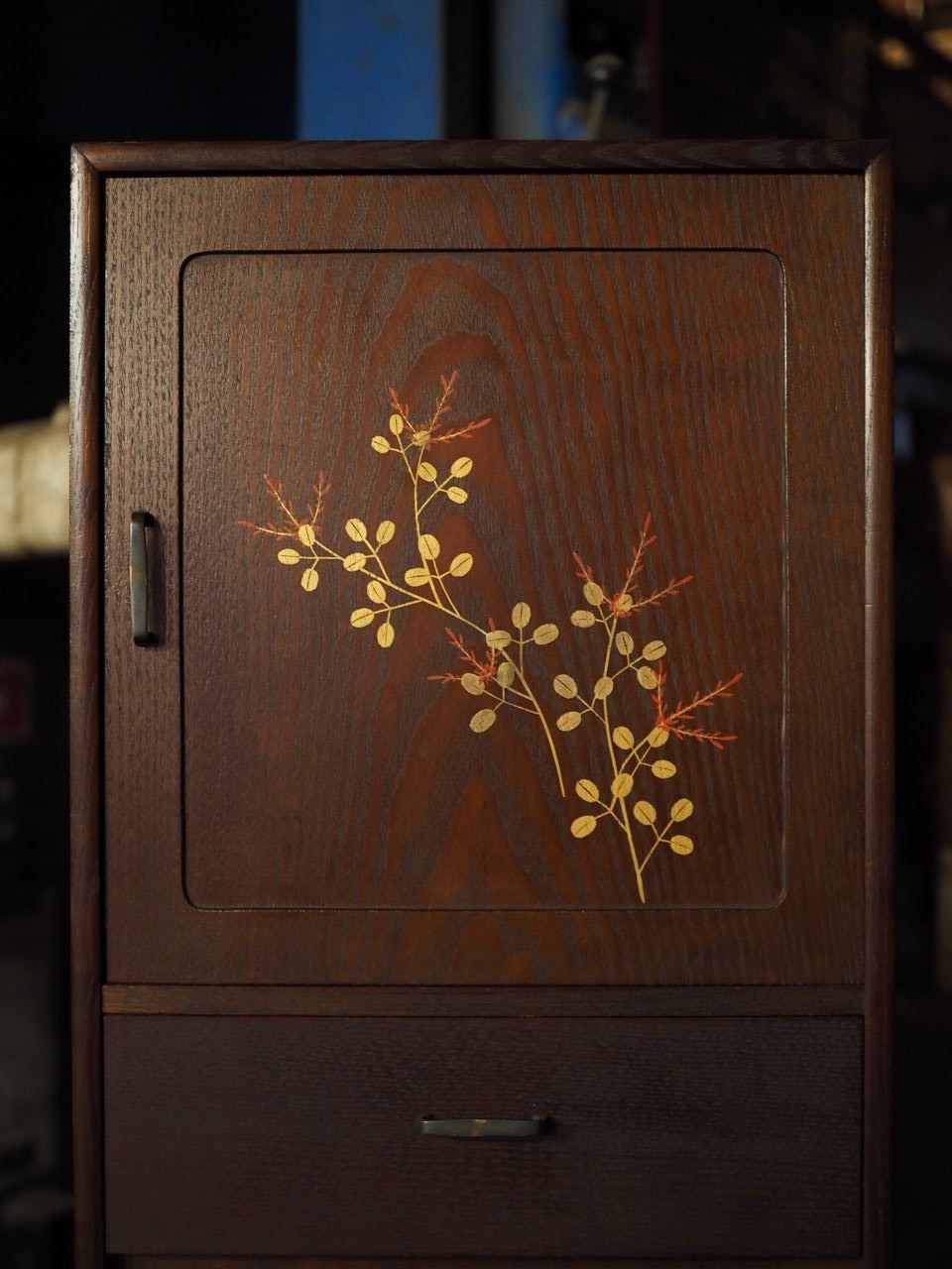 蒔絵入り隙間箪笥 昭和後期 古録展 品番S10816