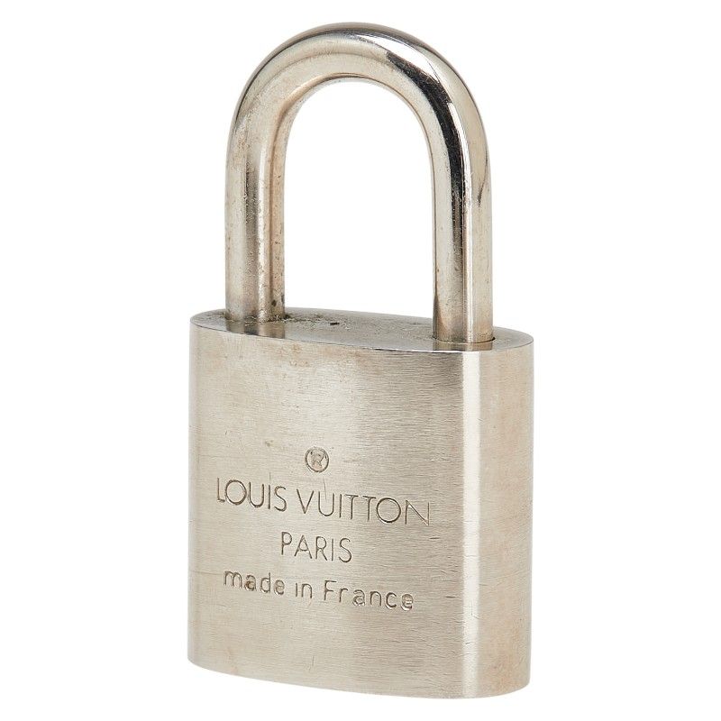 ◆超美品◎LOUIS VUITTON ラゲッジタグ　ベルト　カデナ　キー　セット 肉中チャーム♪【Louis Vuitton】25SS ロッカー ドップ・キット