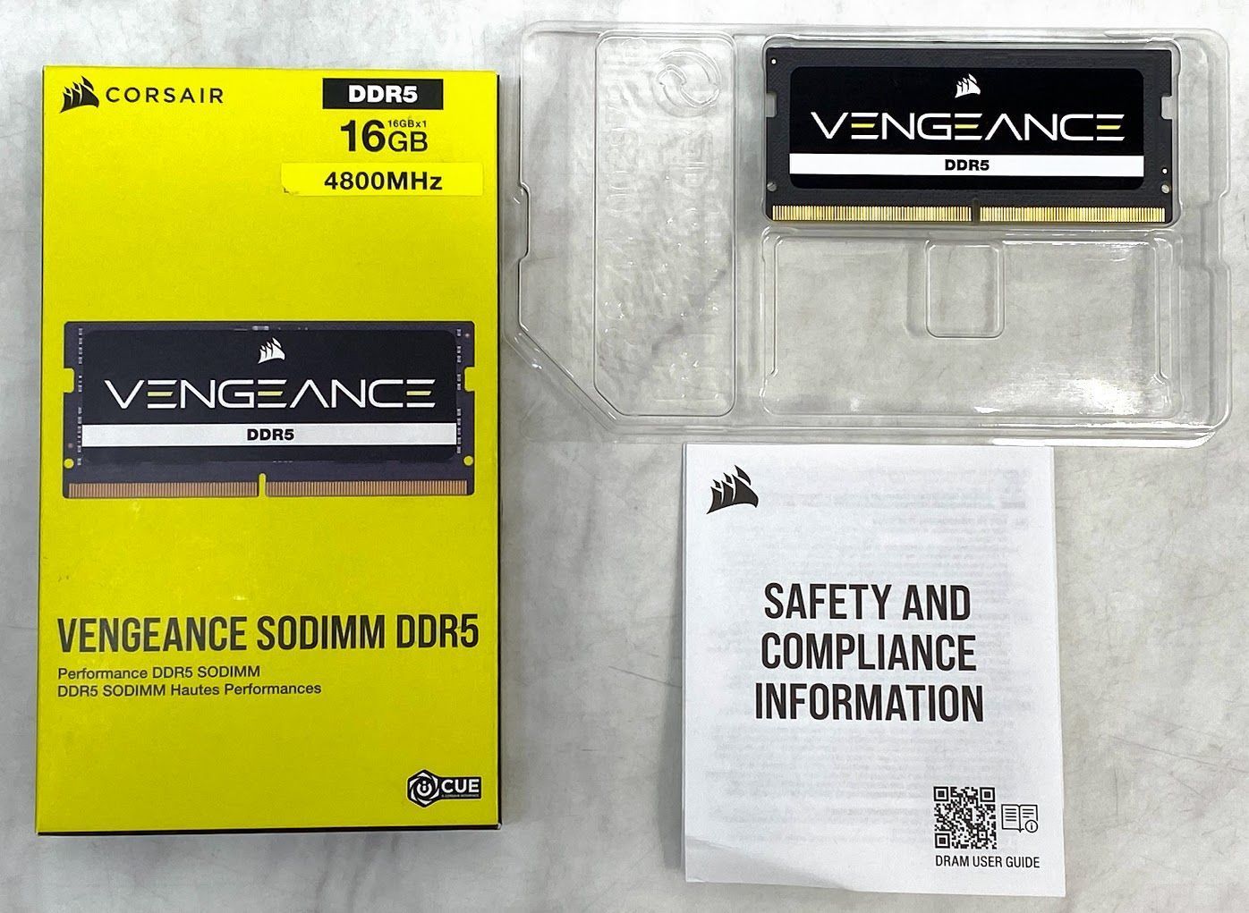 【美品】 CORSAIR DDR5-4800MHz ノートPC用 メモリ VENGEANCE DDR5 16GB A0814 1003ML003 0120240909100835