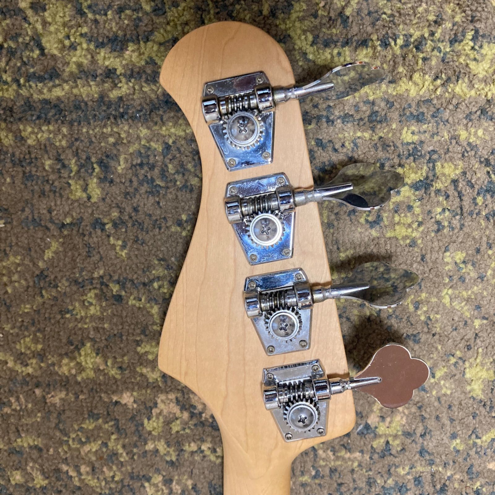 【美品】バッカス　BJB-1R　OWH ベース アイボリー BJB-1R-LH OWH (Bacchus / バッカス) エレキベース