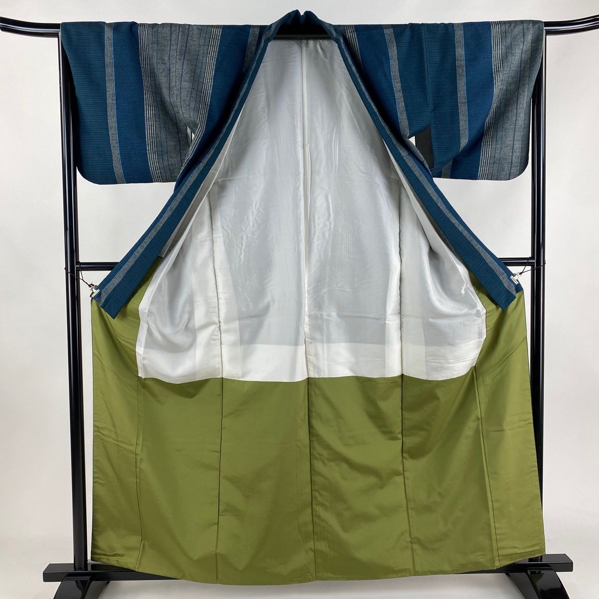 紬 身丈160.5cm 裄丈66cm M 袷 バチ衿 証紙 縦縞 亀甲絣 藍色 紬 身丈160.5cm 裄丈66cm M 袷 バチ衿 証紙 縦縞 亀甲絣 藍色