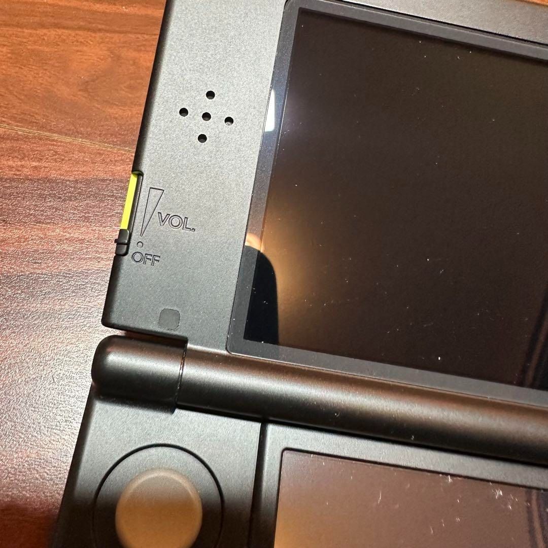 Newニンテンドー3DS LL ライム×ブラック 4566 UP786_INFO