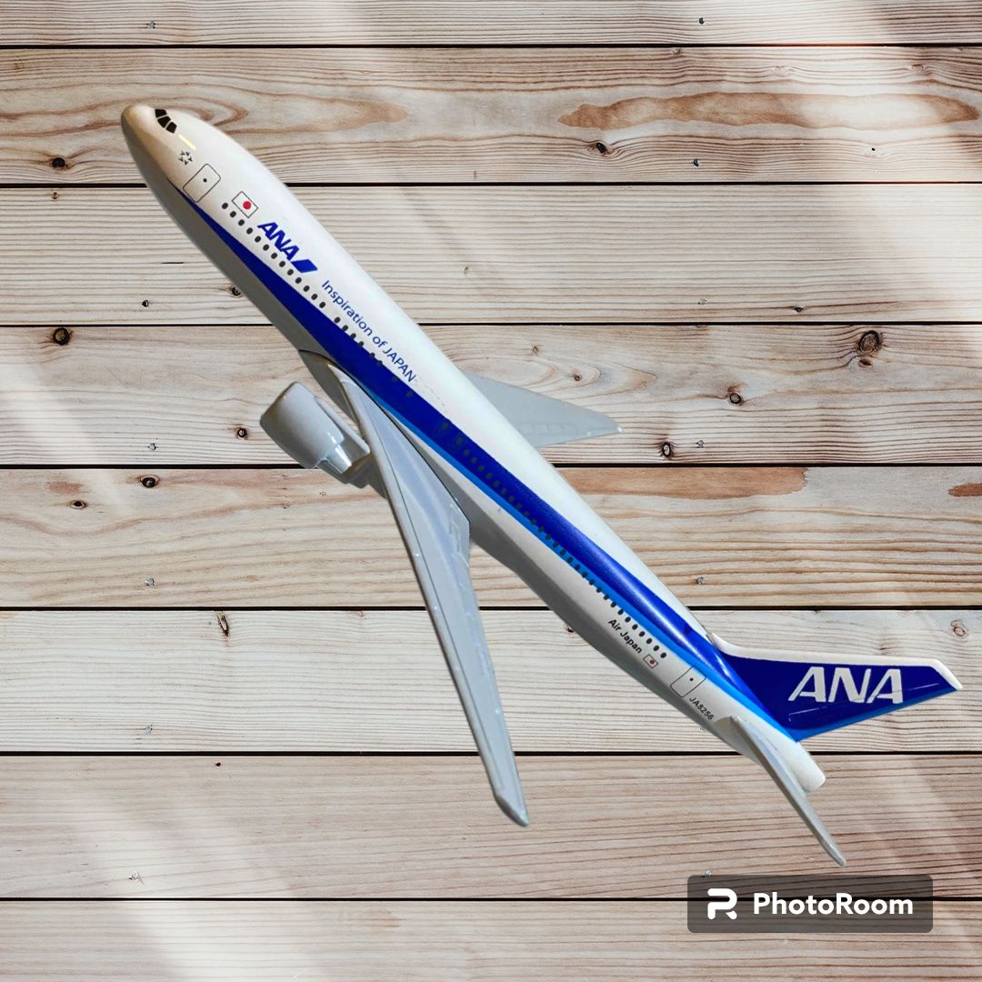 飛行機模型・新品】全日空 B777－200 全長16cm - メルカリ