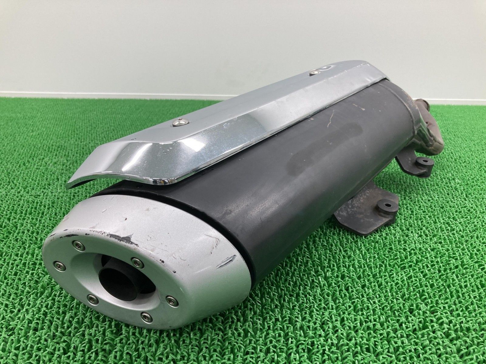 スカイウェイブ マフラー 06H1 スズキ 純正 バイク 部品 CJ44A CJ45A フルエキ SKYWAVE 機能的問題なし 車検 Genuine 【中古】 85 スカイウェイブ マフラー 06H1 スズキ 純正 バイク 部品 CJ44A CJ45A