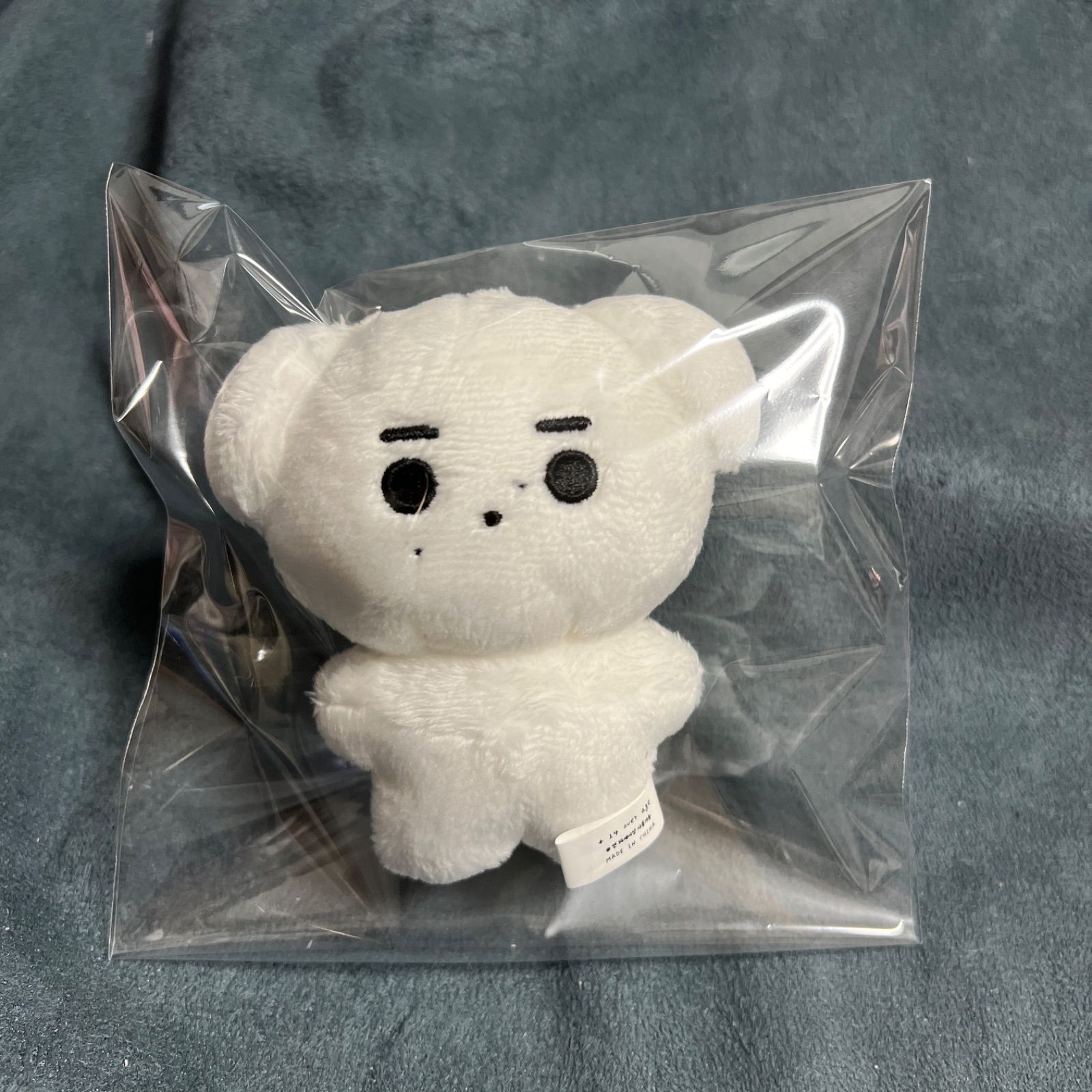 enhpyen ソンフン　ぬいぐるみ　20cm 新品　マスター enhypen ソンフン ぬいぐるみ 20cm 新品 マスター - メルカリ