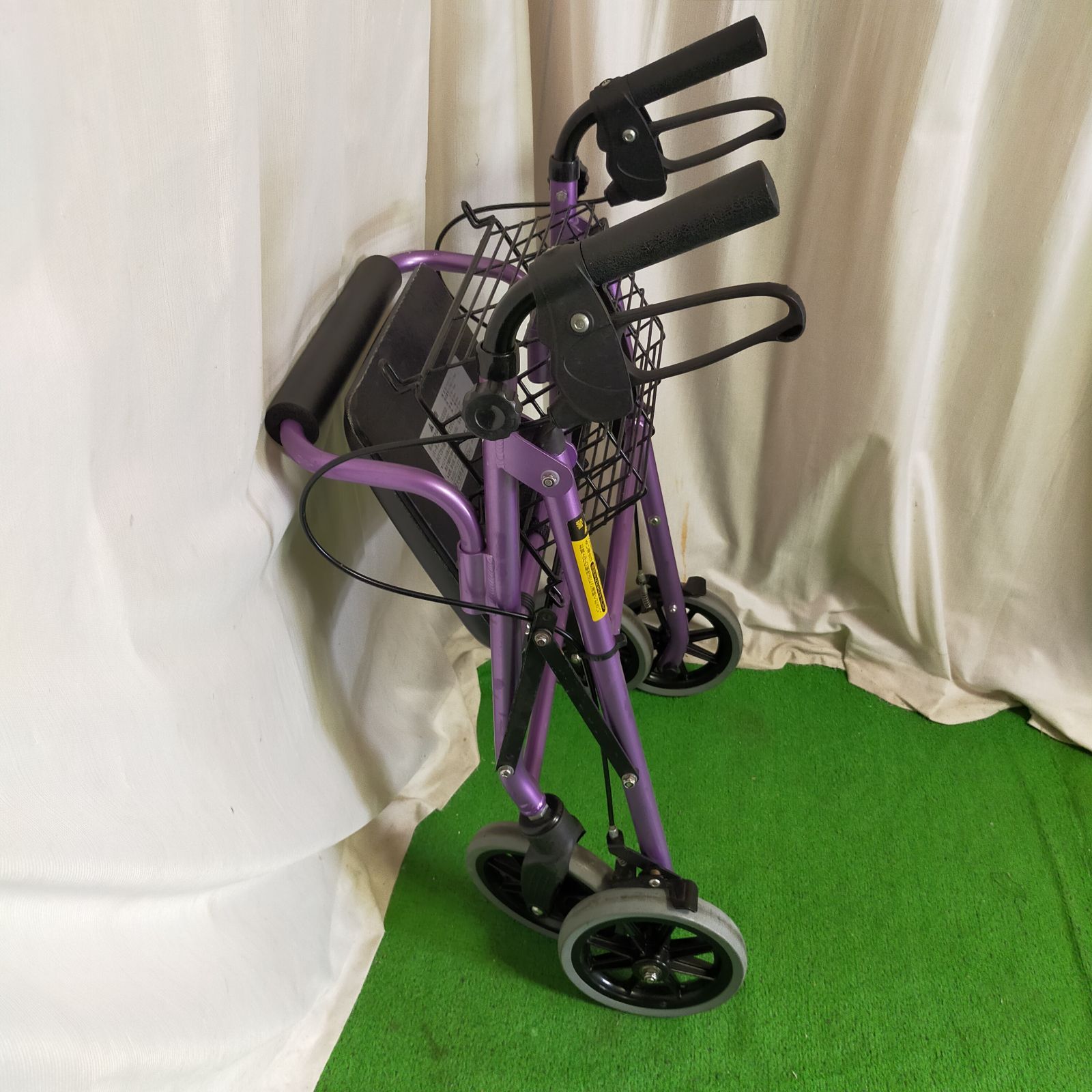 ［3165］竹虎　ヒューマンケア　歩行補助具　四輪歩行車　ハッピーミニ 楽天市場】【歩行器 中古 Aランク】竹虎ヒューマンケア ハッピー