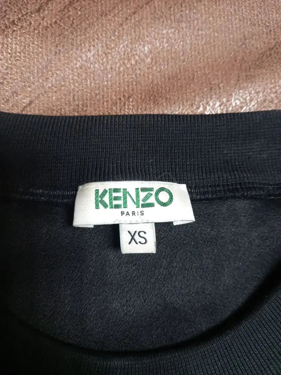 タイガー トレーナー