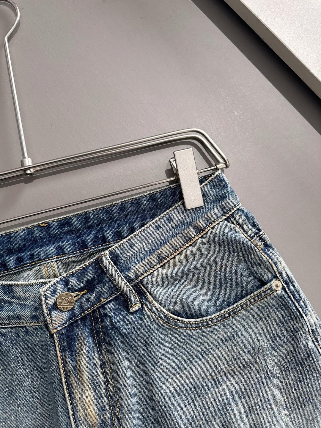 今日 LV 2025SS デニムジーンズ ショートパンツ DECORATOM_COM_BR