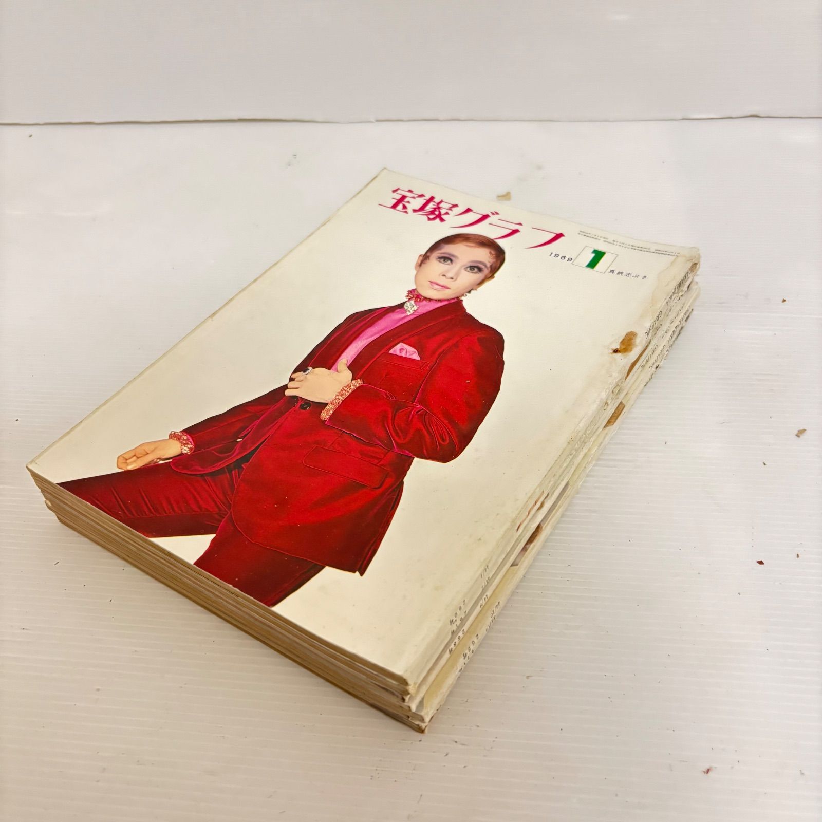 宝塚グラフ1969年7冊 - メルカリ