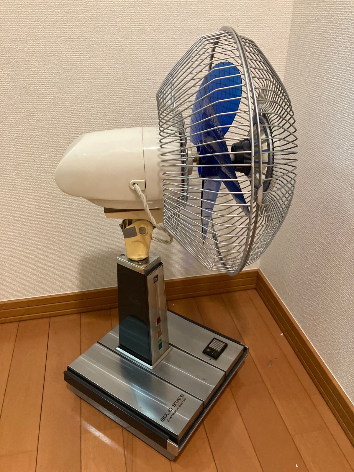 昭和レトロ 三菱扇風機 MITSUBISHI レトロ扇風機 当時物 三菱 1971年