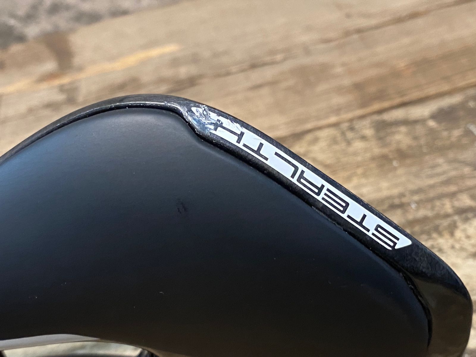 JJ790 シマノ SHIMANO プロ PRO STEALTH サドル 142mm ステンレスレール