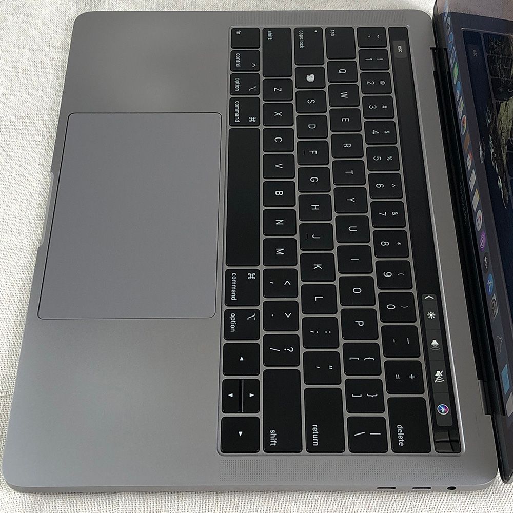 ジャンク MacBook Pro 13
