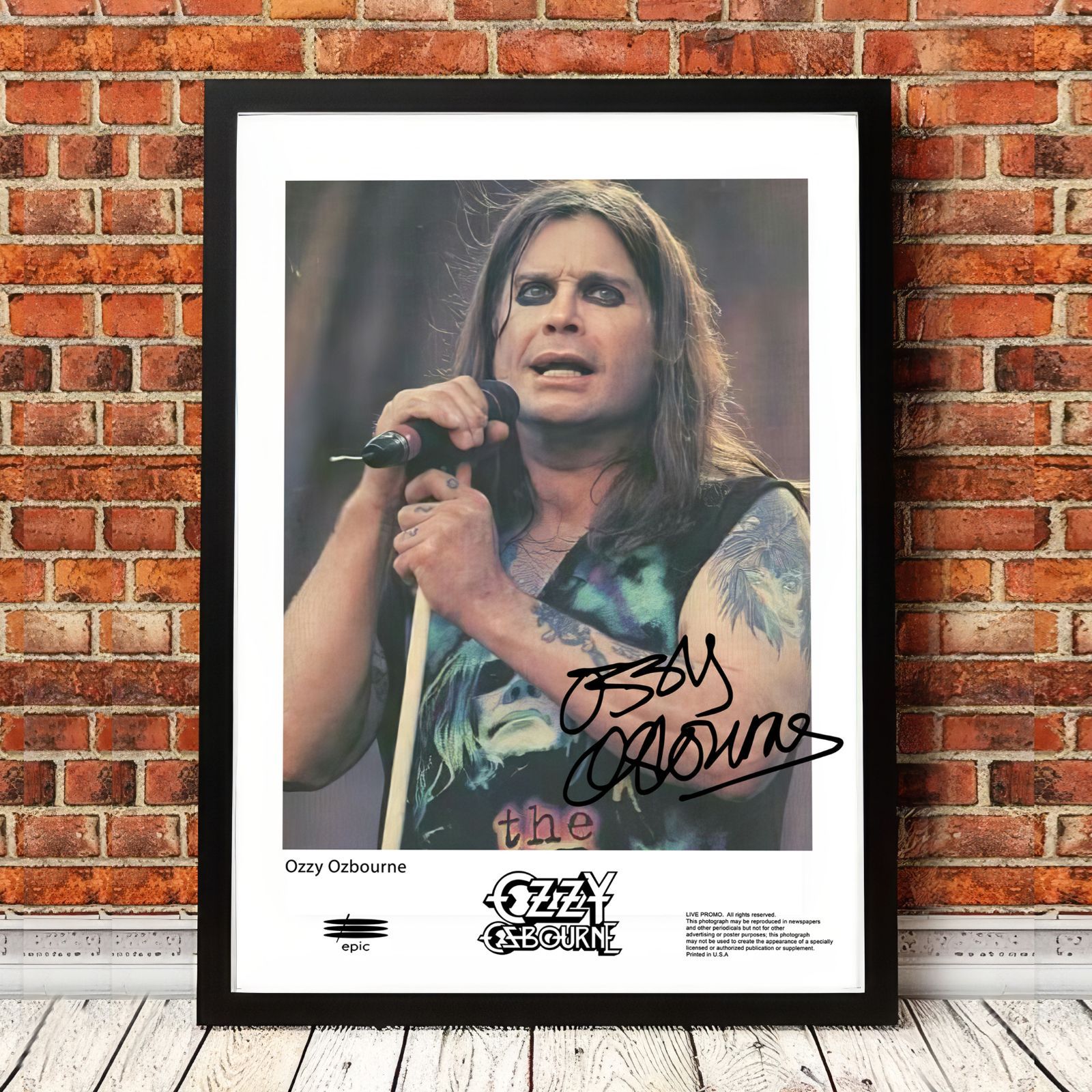 オジー・オズボーン 直筆サイン入りポスター　Ozzy Osboune OZZY OSBOURNE ポスター オジーオズボーン - メルカリ
