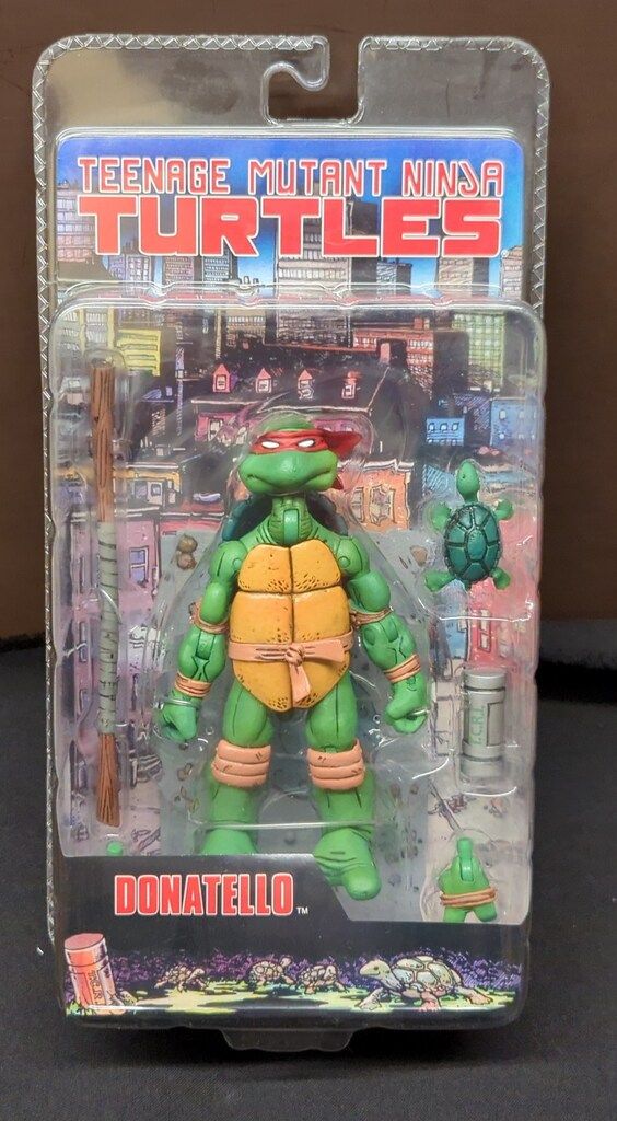 NECA ACTION FIGURE DONATELLO ブリスターパッケージ 7インチ