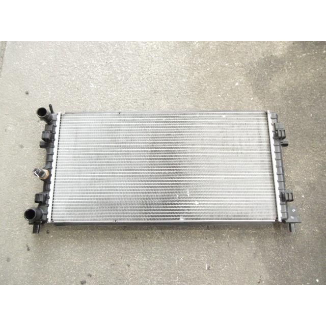 2013年 アウディ A1 8XCAX 純正 ラジエーター テストOK 198953 4693