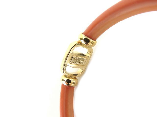 【Ferragamo 】オレンジ バングル　イヤリングセット レザー バングル ブレスレット 合皮 二重巻き 四角 スクエア
