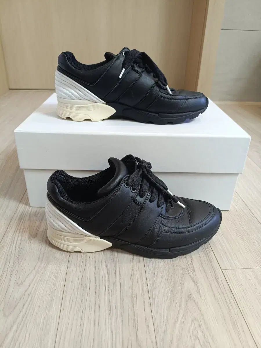 正規品37 シャネル クルーズ レディース スニーカー 235 245