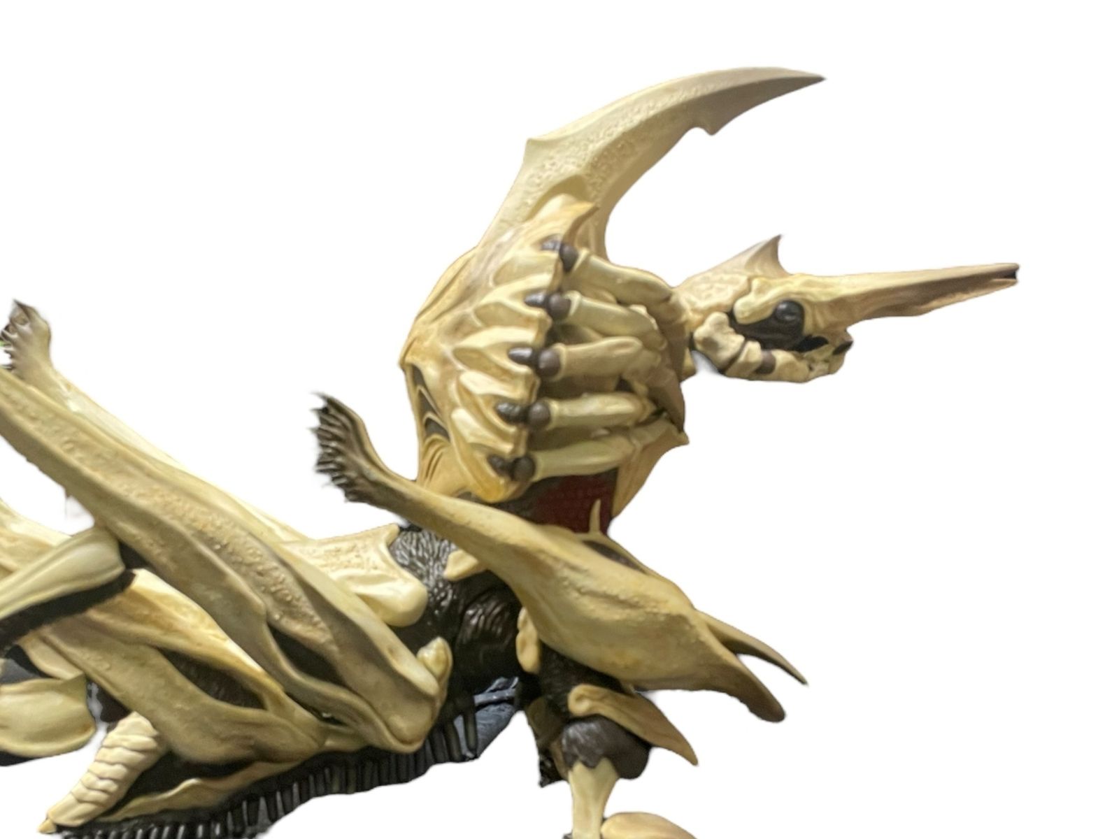 フィギュア　開封済み　箱無し　特撮リボルテック No.032 レギオン Amazon | KAIYODO 特撮リボルテック No.032 レギオン ガメラ2