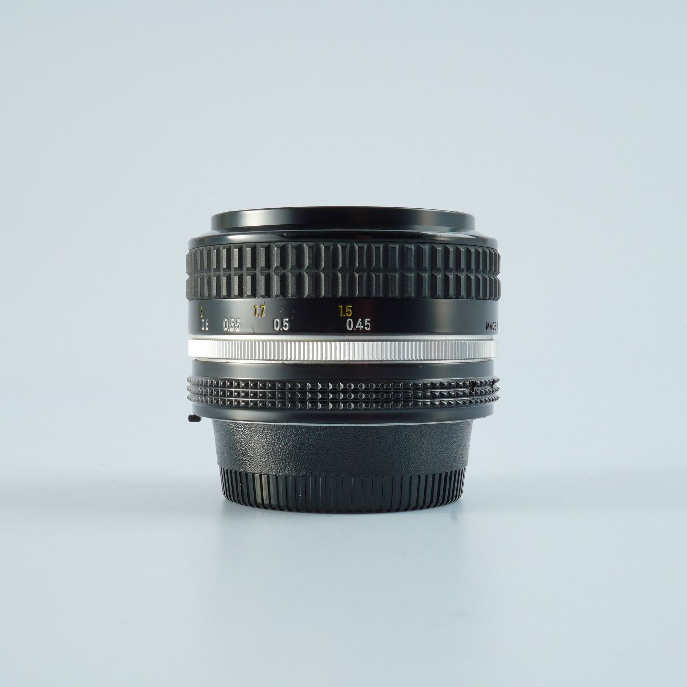 F|1.4 単焦点レンズ