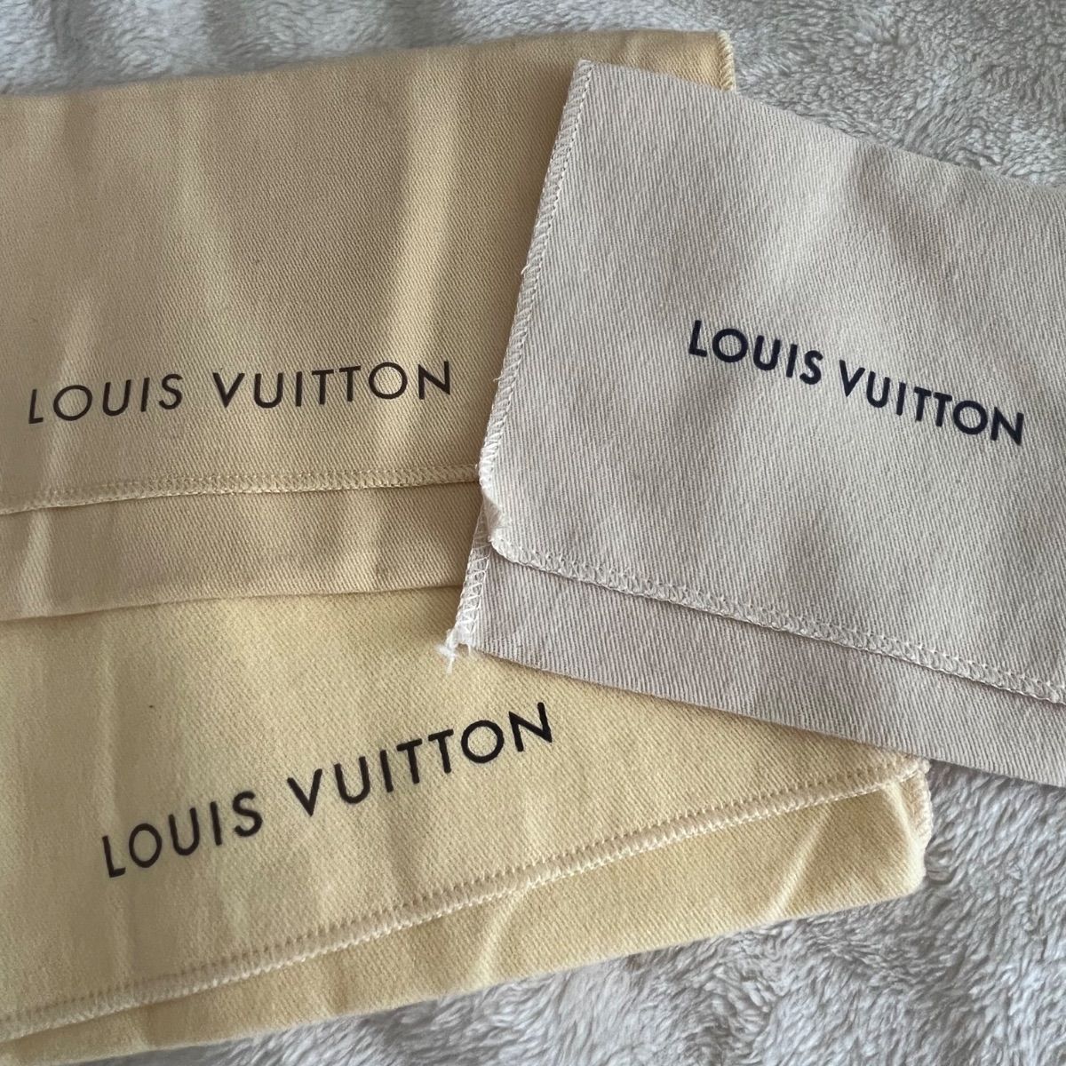 ルイヴィトン　布袋　22枚　セット　まとめ売り　保存袋 美品 LOUIS VUITTON ヴィトン 保存袋 まとめ売り バッグ用 小物
