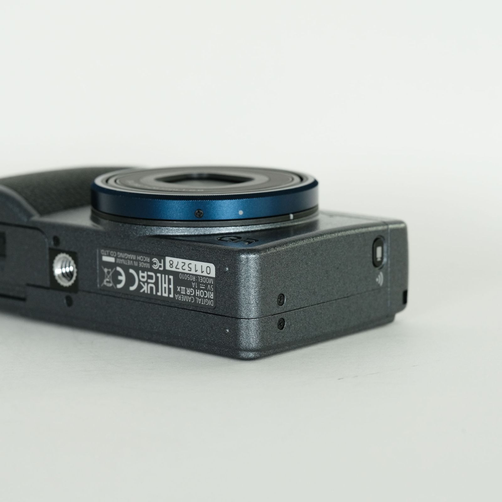 美品｜シャッター数2,000回｜バッテリー2個付] RICOH GR IIIx Urban