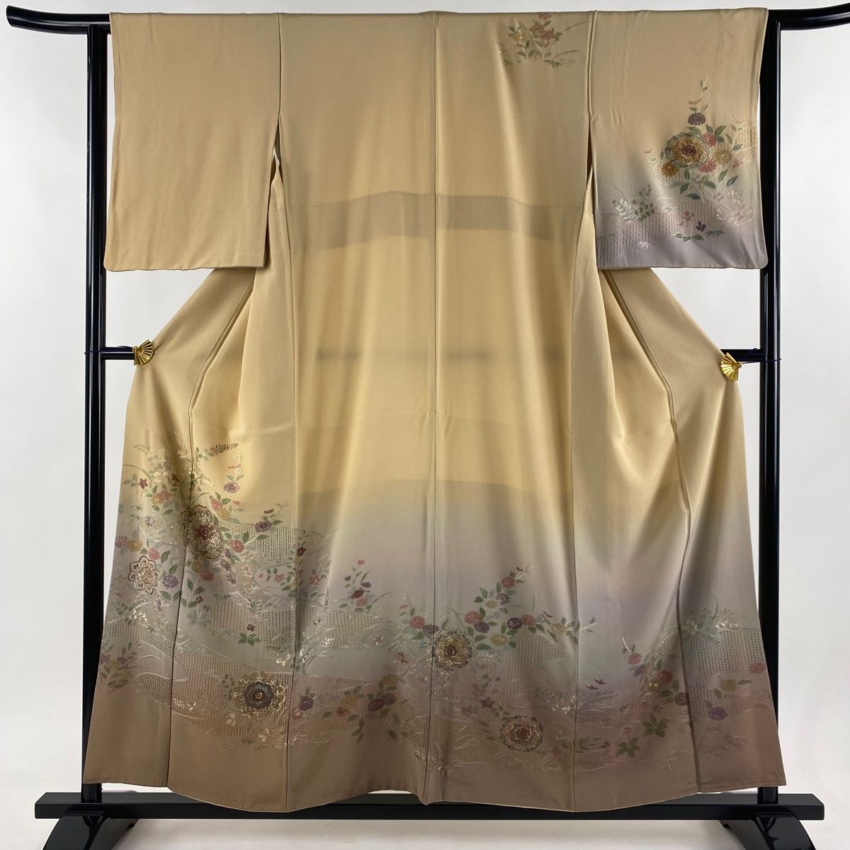 訪問着 身丈156cm 裄丈63cm S 袷 華文 草花 刺繍 金糸 薄茶色 正絹 名品