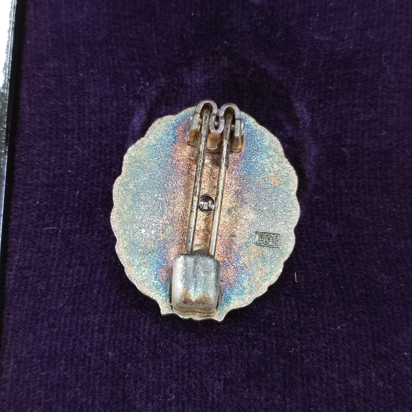 日本国有鉄道功績章 純銀製 国鉄 記念品 バッジ ケース付き