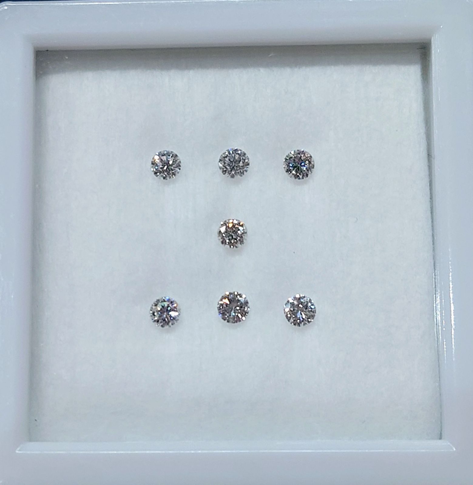 天然ダイヤモンド ルース 2.9 mm 0.70 ct 7ピースセット