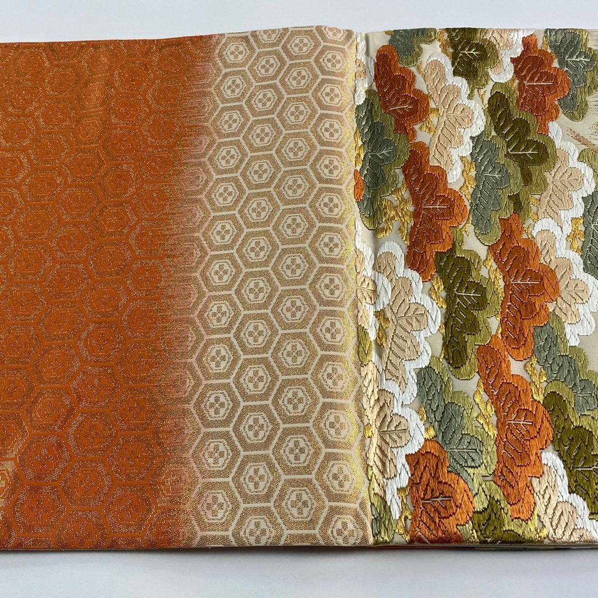 袋帯 逸品 河合美術織物 落款 笠松 藤 唐織 金糸 オレンジ 六通