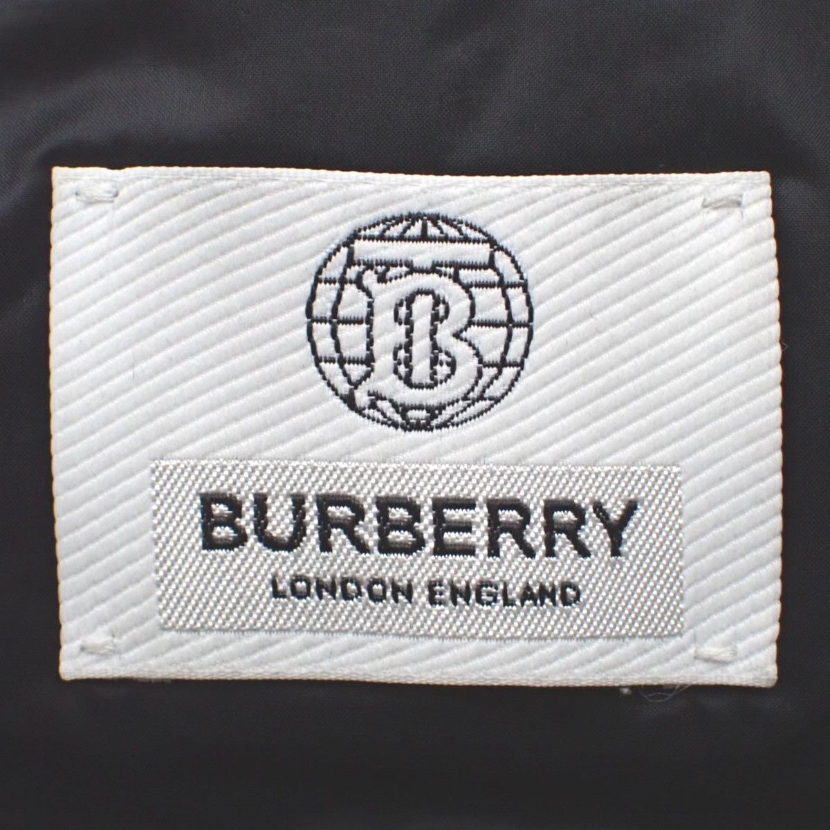 BURBERRY(バーバリー) ノバチェック ダウンジャケット アパレル