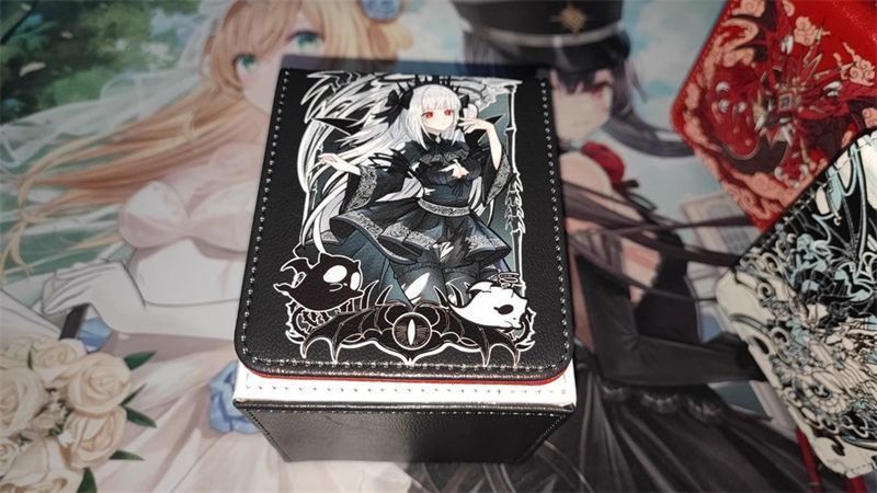 光なき影 ア＝バオ・ア・クゥー、マグネットデッキケース、デッキホルダー、レザー 遊戯王 デッキケース レザー調 光なき影 ア＝バオ?ア?クゥー