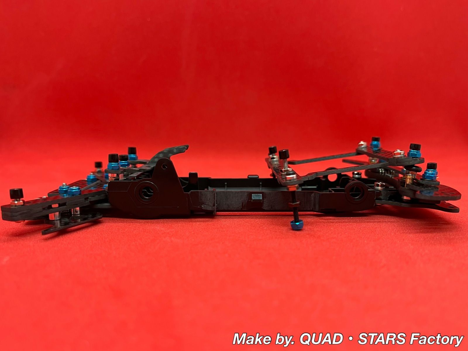 ブラックアウト フルカーボン