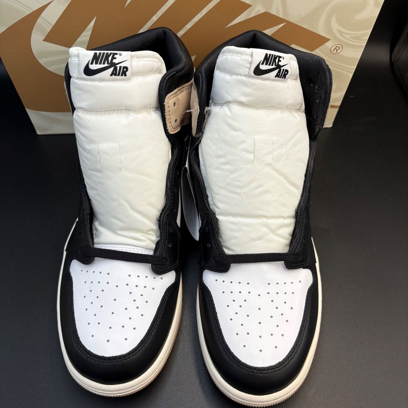 28.5cm Nike Women s Air Jordan 1 Retro High OG Latte ナイキ ウィメンズ エアジョーダン1 レトロ ハイ OG ラテ FD2596-021 スニーカー