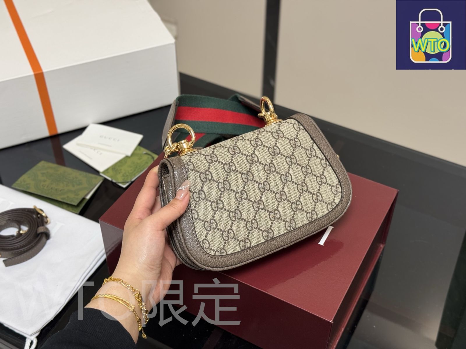 今日特価】Gucci Blondie Shoulder Bag グッチ ブロンディ