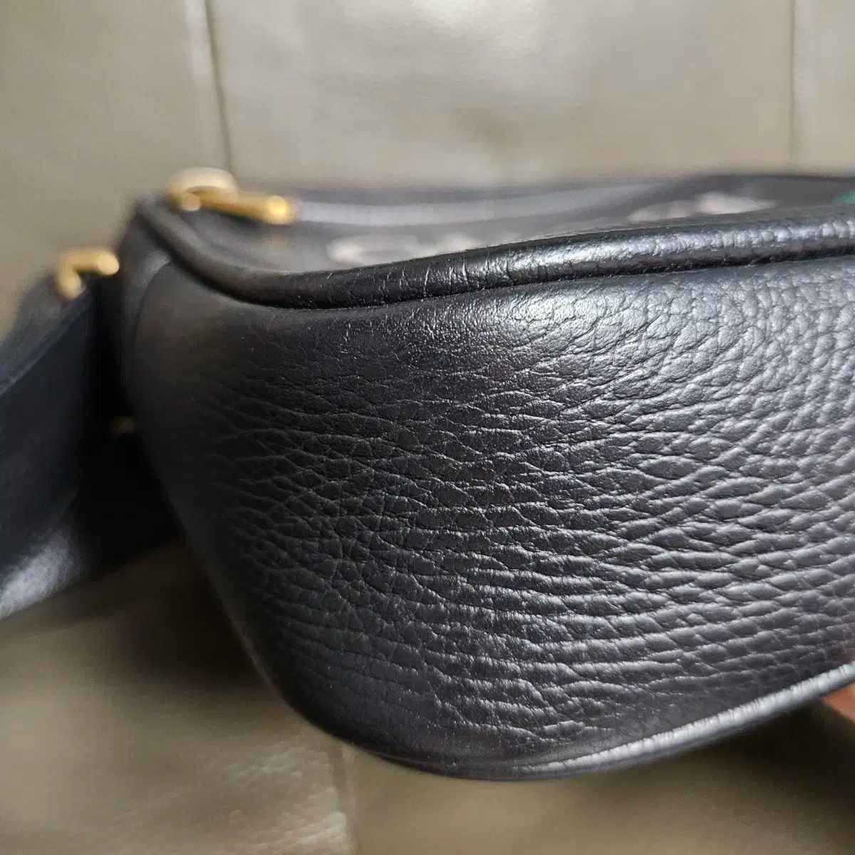 GUCCI グッチ
