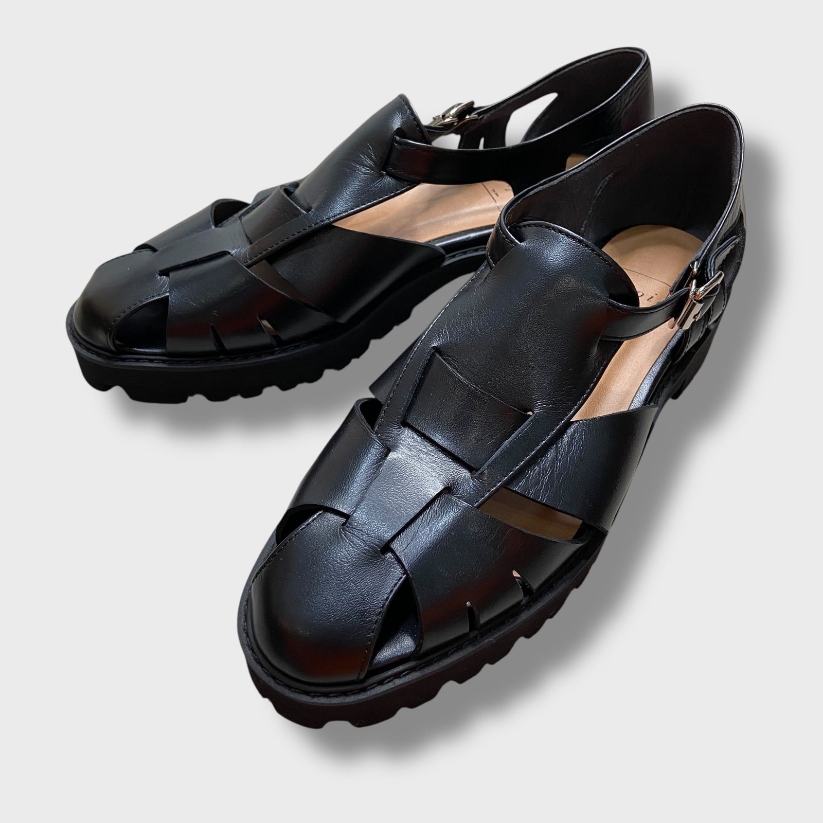 ☆美品☆ampio☆アンピオ☆グルカサンダル☆レザーサンダル