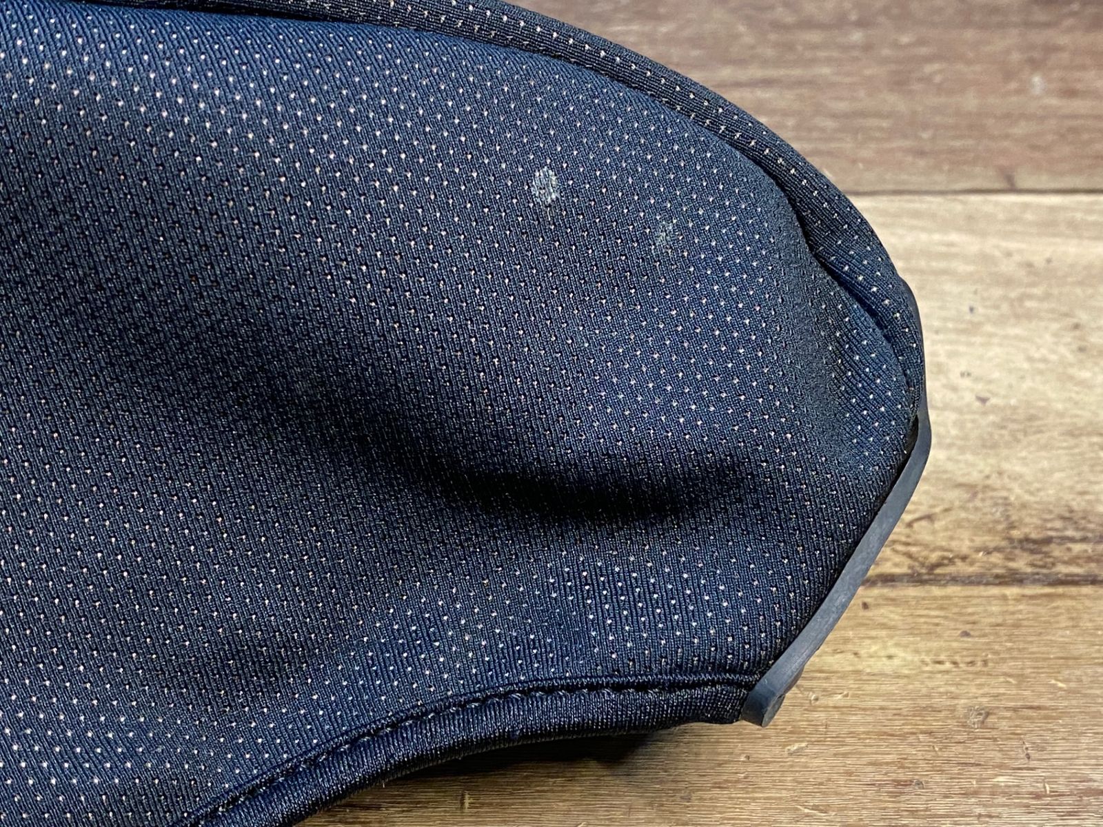 IB575 パールイズミ PEARL iZUMi シューズカバー 黒 M 裏起毛 WINDBREAK ※汚れ