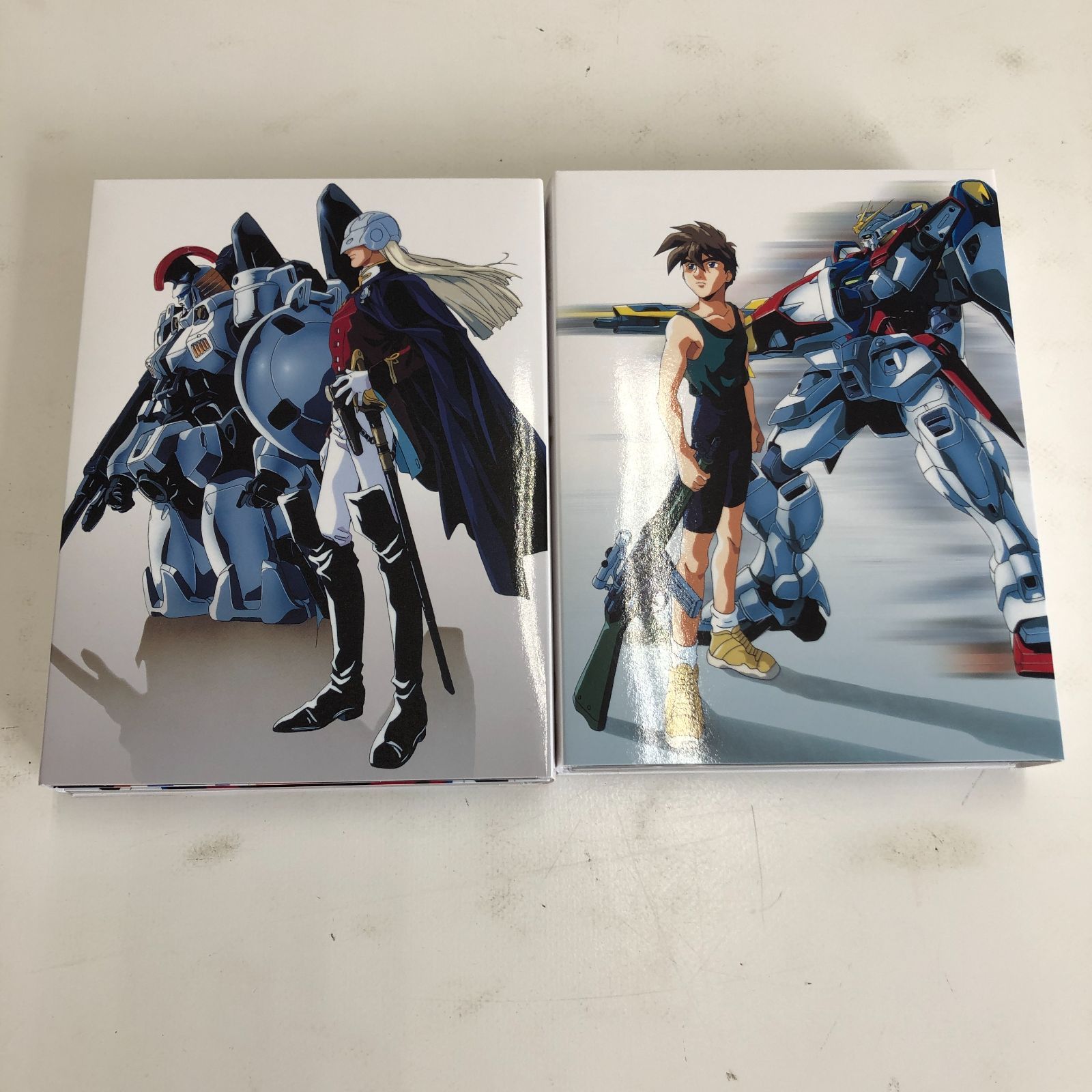 新機動戦記ガンダムW(ウイング) DVD-BOX〈初回限定生産・10枚組〉 - アニメ