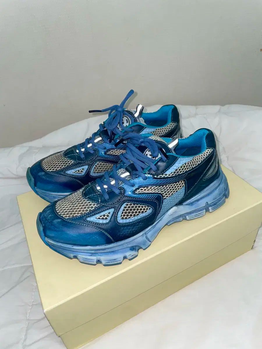 あお出品 アクセル・アリガート マラソン