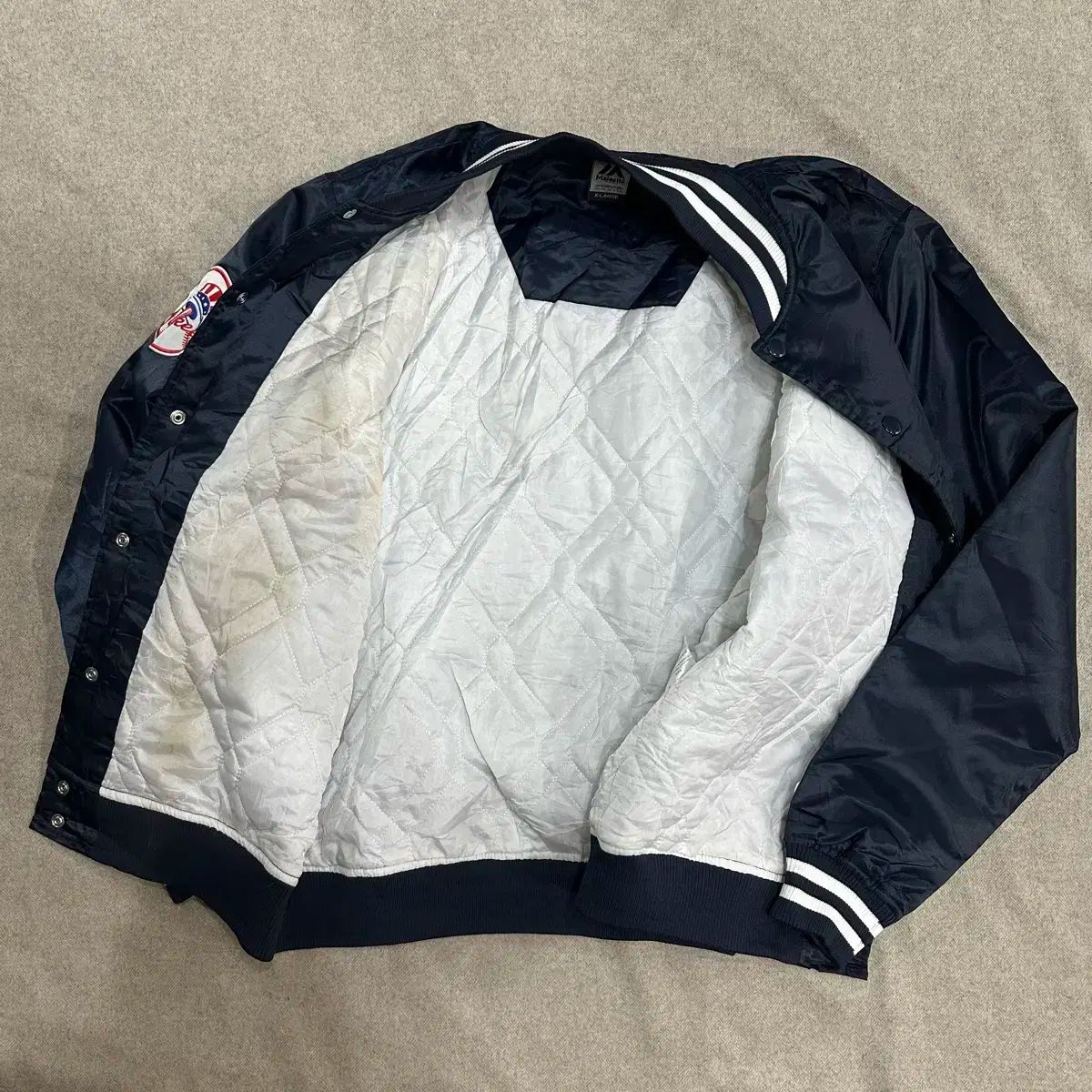 Yankees Majestic スタジアムジャケット ネイビー 最終値下げ 90s Majestic 