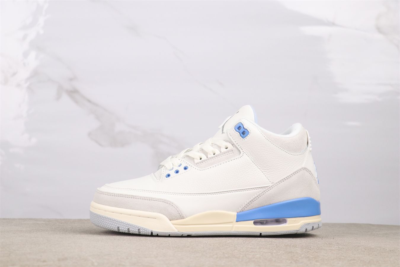 【今日特価】Air Jordan 3 CT8532-101 エアジョーダン 3 代 CT8532-101 ホワイト & ブルー